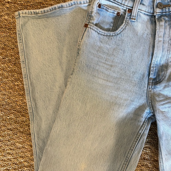 Abercrombie - 90s Relaxed Jean Ultra High Rise - Picture 2 of 5